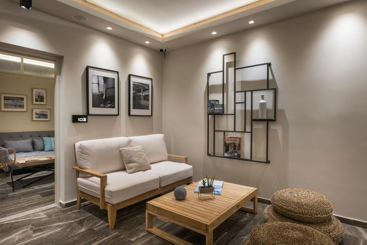 Sun Ray Luxury Apartments Agia Marina Екстериор снимка