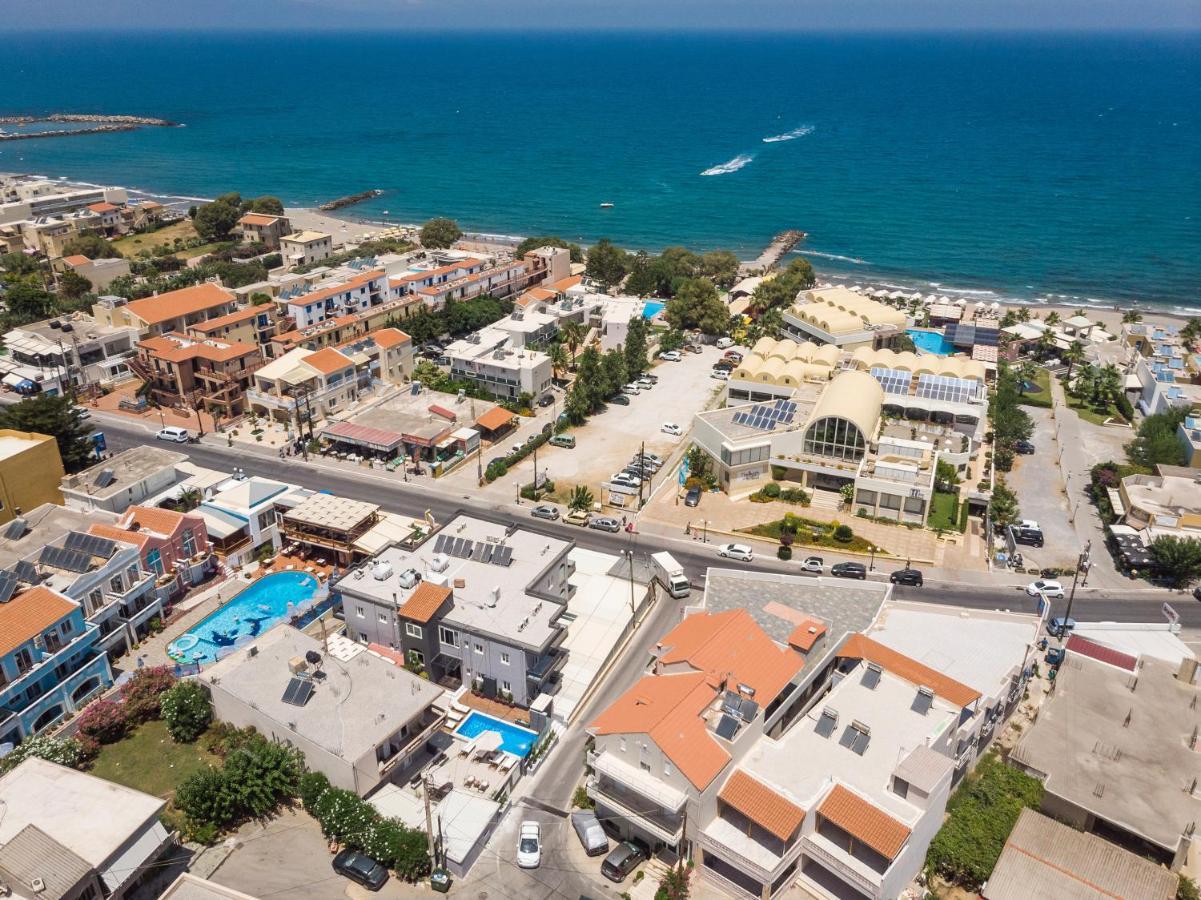 Sun Ray Luxury Apartments Agia Marina Екстериор снимка
