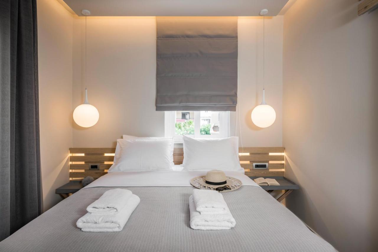 Sun Ray Luxury Apartments Agia Marina Екстериор снимка