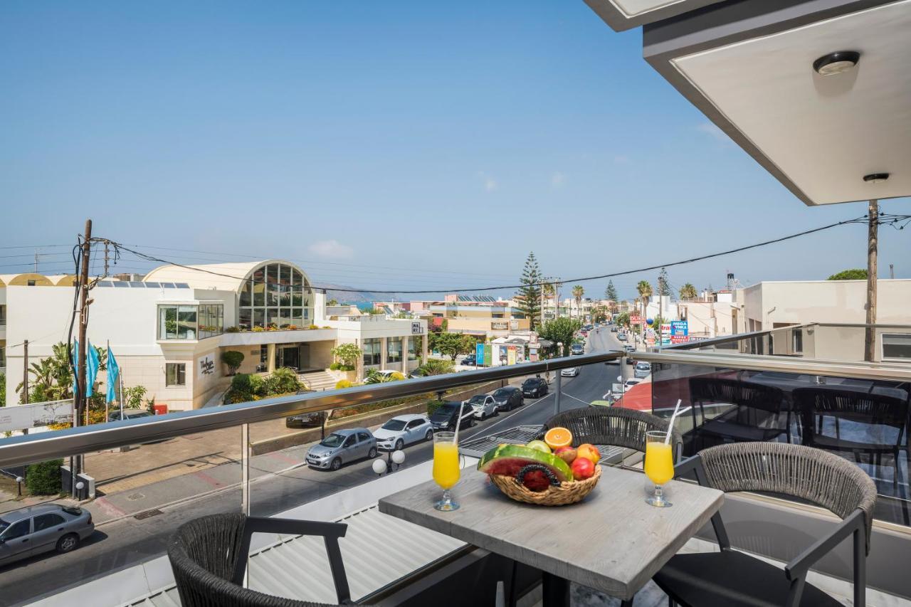 Sun Ray Luxury Apartments Agia Marina Екстериор снимка