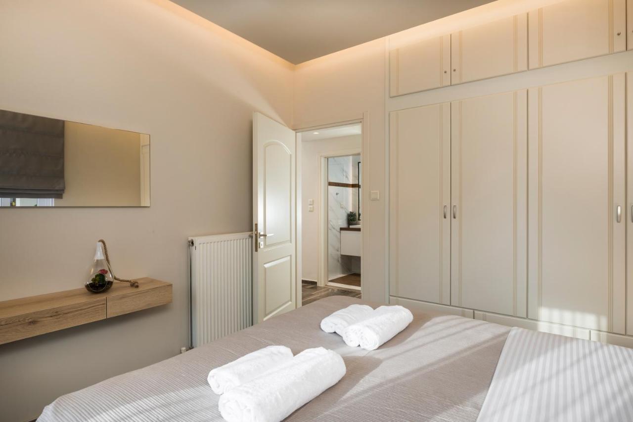 Sun Ray Luxury Apartments Agia Marina Екстериор снимка