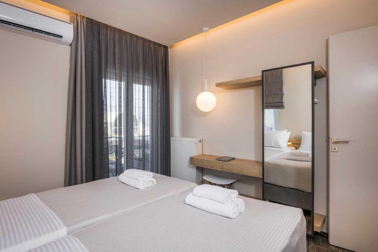Sun Ray Luxury Apartments Agia Marina Екстериор снимка
