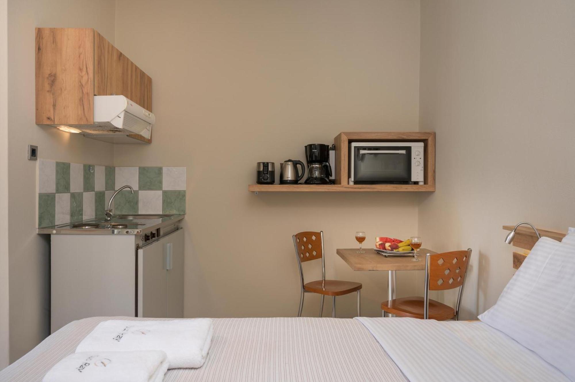 Sun Ray Luxury Apartments Agia Marina Стая снимка